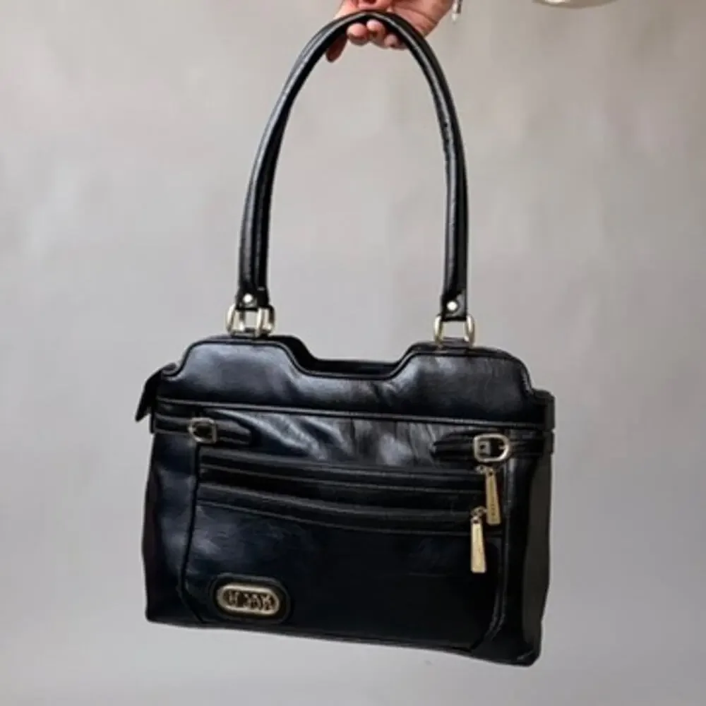 ambassador vintage black